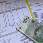 Jakie wydatki egzekucyjne musi pokryć wierzyciel na starcie postępowania?